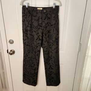 Peck &‎ Peck Black Raised Relief Design  Size 10P